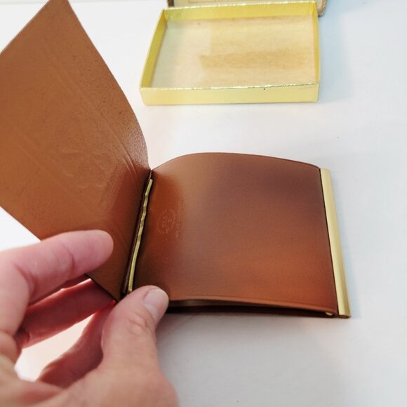 Vtg 1955 Brown & Bigelow Clover Design Light Brown Mens Wallet - Picture 4 of 5